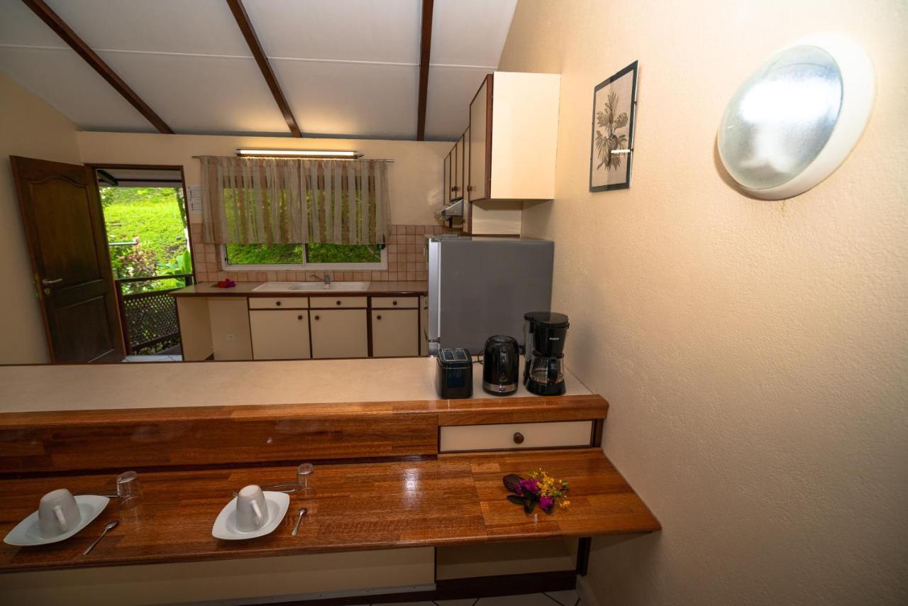 Bora Bora Holiday'S Lodge Esterno foto