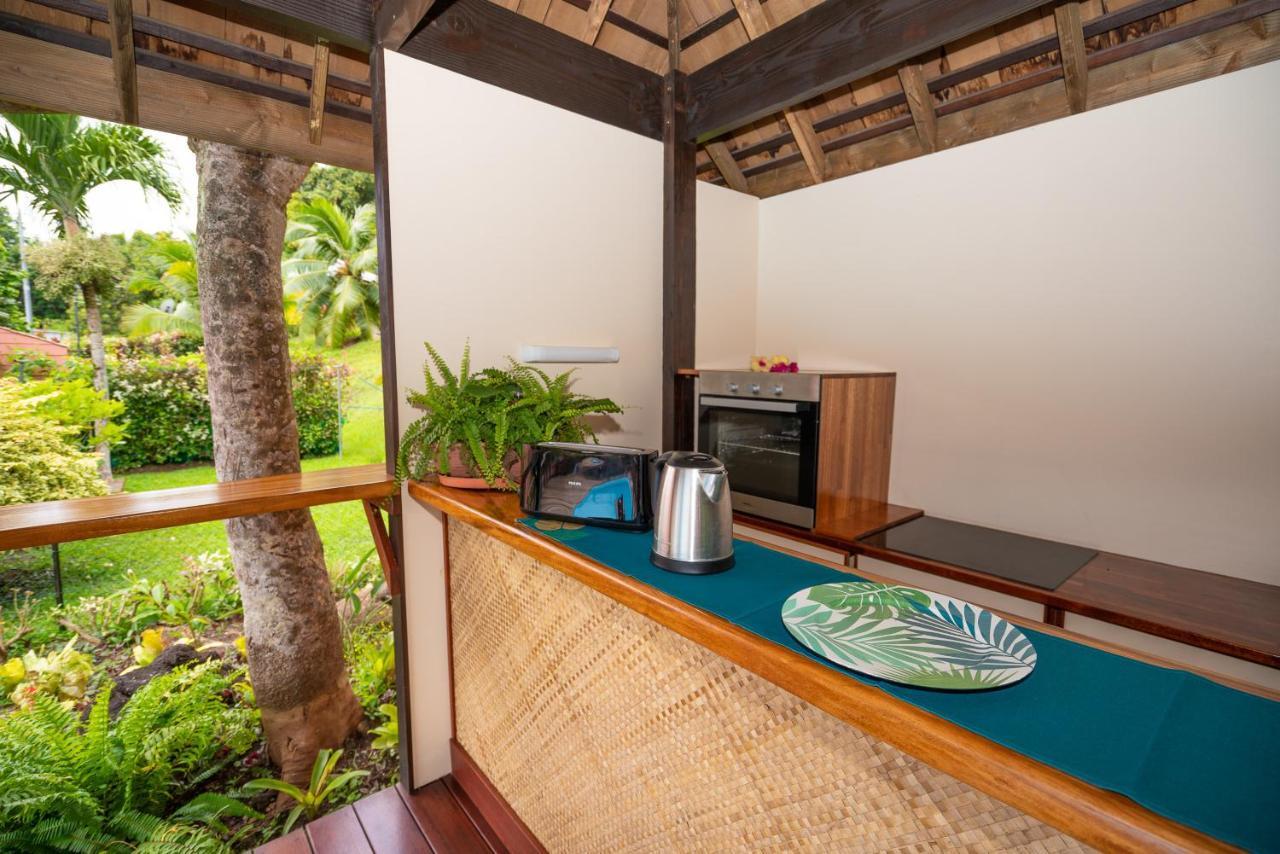Bora Bora Holiday'S Lodge Esterno foto