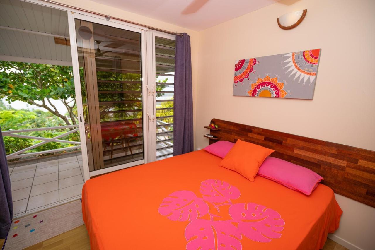 Bora Bora Holiday'S Lodge Esterno foto