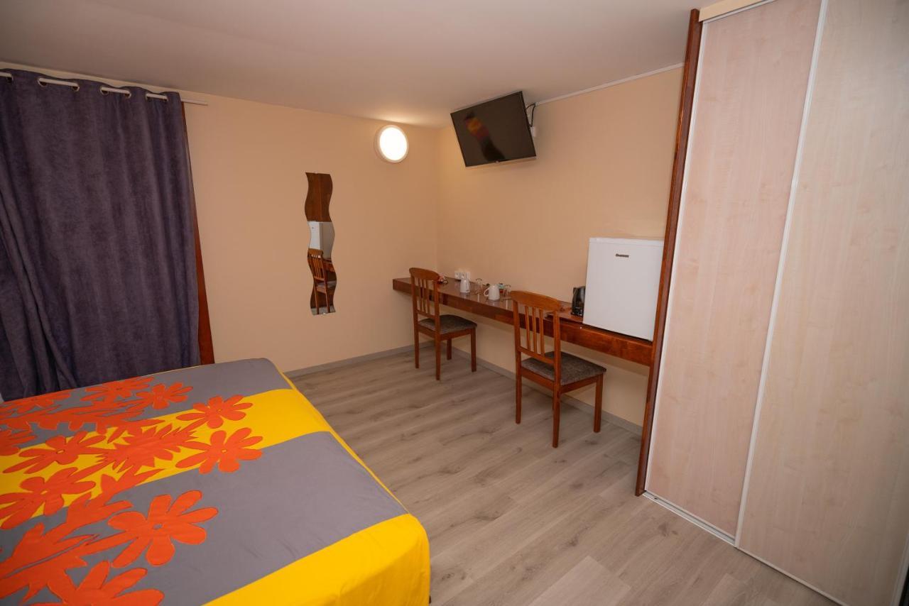 Bora Bora Holiday'S Lodge Esterno foto