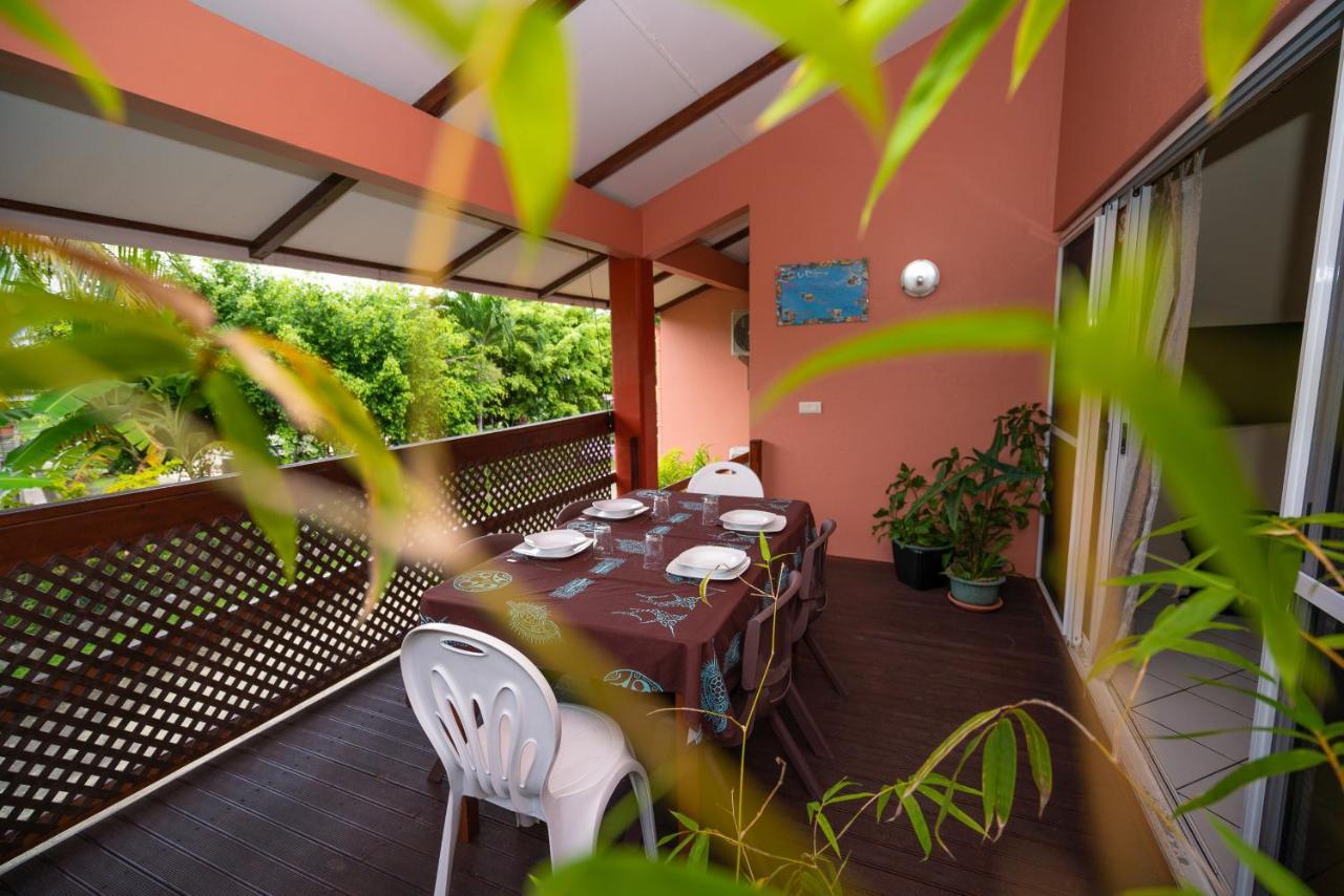 Bora Bora Holiday'S Lodge Esterno foto